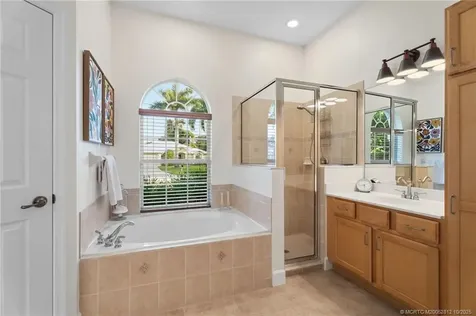 857 SW Nichols Terrace Port St Lucie FL 34953