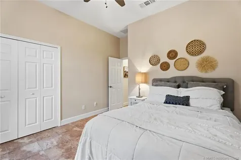 857 SW Nichols Terrace Port St Lucie FL 34953