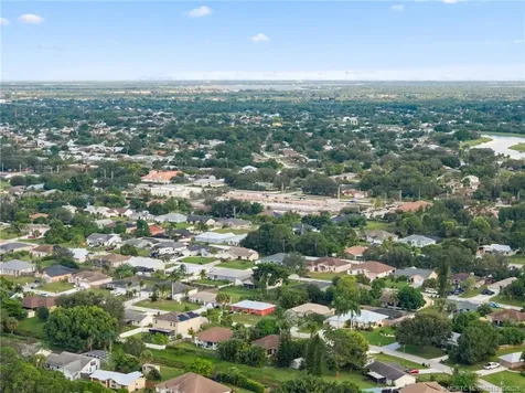 857 SW Nichols Terrace Port St Lucie FL 34953