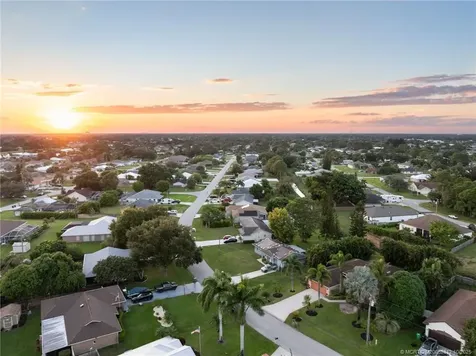 857 SW Nichols Terrace Port St Lucie FL 34953