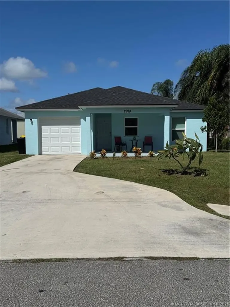 2919 SE Cypress Street Stuart FL 34997