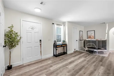 2932 SE Buccaneer Circle Port St Lucie FL 34952