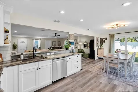 2932 SE Buccaneer Circle Port St Lucie FL 34952