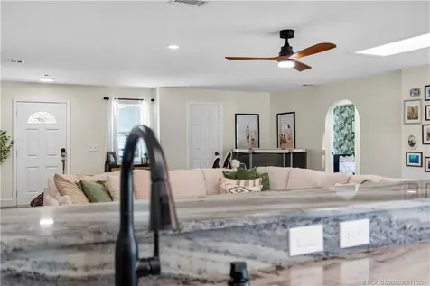 2932 SE Buccaneer Circle Port St Lucie FL 34952