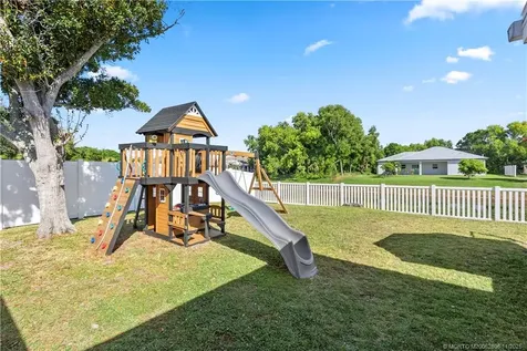 2932 SE Buccaneer Circle Port St Lucie FL 34952