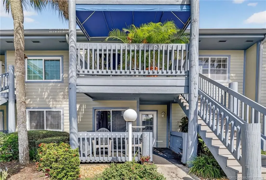 1421 NE 14th Court Jensen Beach FL 34957