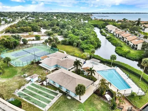 1421 NE 14th Court Jensen Beach FL 34957