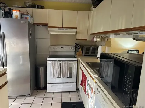 1421 NE 14th Court Jensen Beach FL 34957