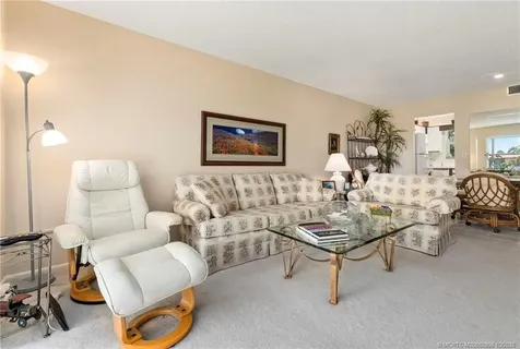 1913 SW Palm City Road Stuart FL 34994