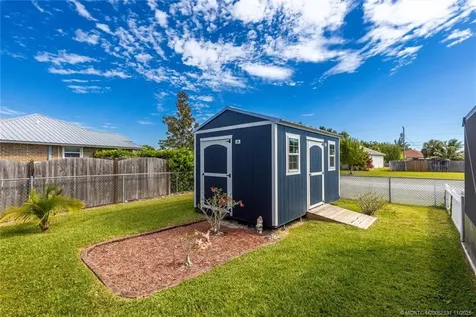 2661 SW Fairgreen Road Port St Lucie FL 34987