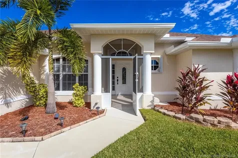 2661 SW Fairgreen Road Port St Lucie FL 34987