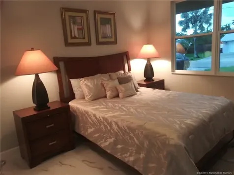 3013 SE Galt Circle SE Port St Lucie FL 34984