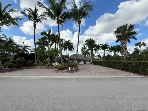 492 NW Boundary Drive Port St Lucie FL 34986