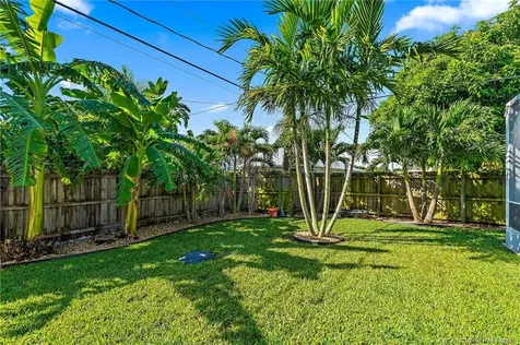 2386 SW Madrid Road Port St Lucie FL 34953