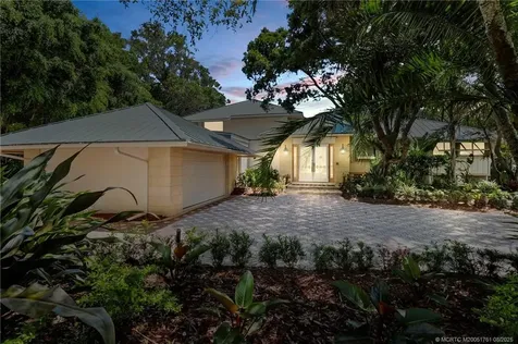 76 S Sewalls Point Road Sewalls Point FL 34996