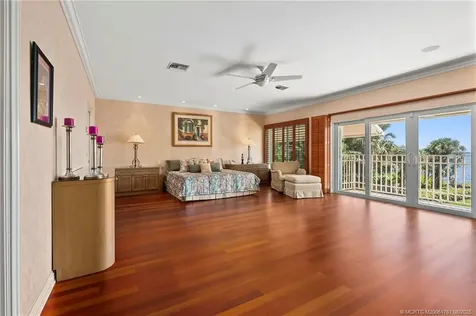 76 S Sewalls Point Road Sewalls Point FL 34996