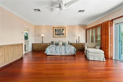 76 S Sewalls Point Road Sewalls Point FL 34996