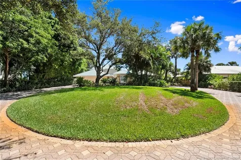 76 S Sewalls Point Road Sewalls Point FL 34996