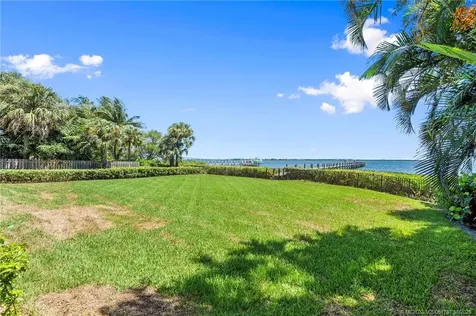 76 S Sewalls Point Road Sewalls Point FL 34996