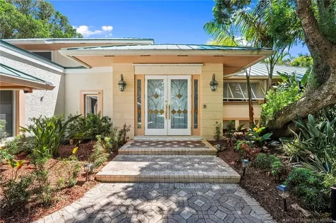 76 S Sewalls Point Road Sewalls Point FL 34996