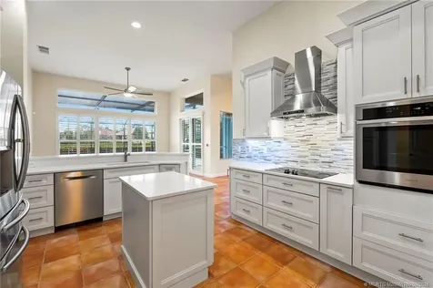 660 SW Lake Charles Circle Port St Lucie FL 34986