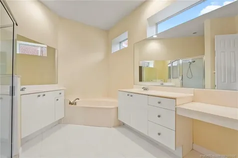 660 SW Lake Charles Circle Port St Lucie FL 34986