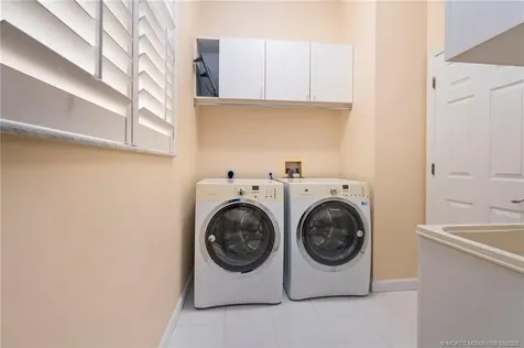 660 SW Lake Charles Circle Port St Lucie FL 34986