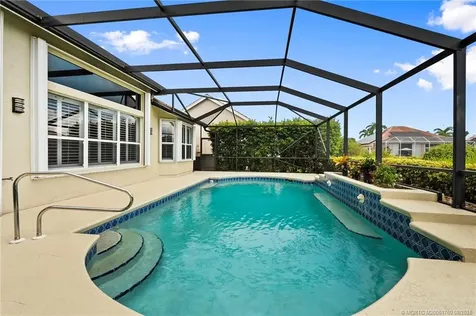 660 SW Lake Charles Circle Port St Lucie FL 34986