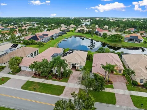 660 SW Lake Charles Circle Port St Lucie FL 34986