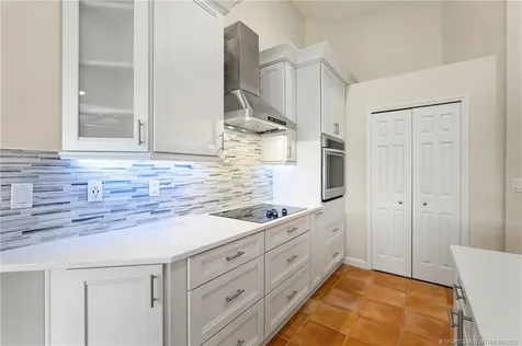 660 SW Lake Charles Circle Port St Lucie FL 34986