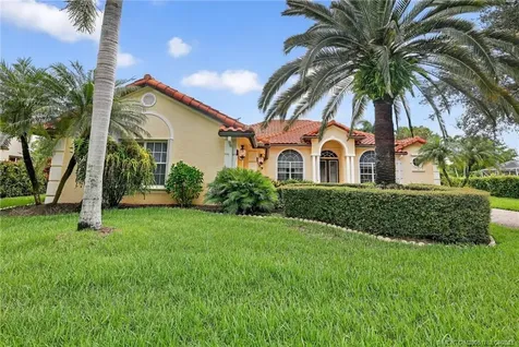8279 SW Skipper Drive Stuart FL 34997