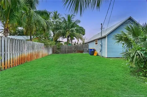 537 SW Hidden River Avenue Palm City FL 34990