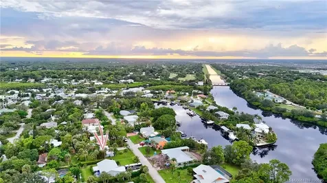 537 SW Hidden River Avenue Palm City FL 34990