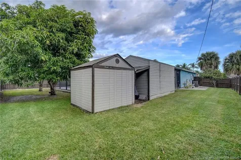 2474 SE Marseille Street Port St Lucie FL 34952