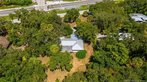 4123 N Old Dixie Highway Fort Pierce FL 34946
