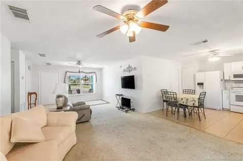 5662 Travelers Way Fort Pierce FL 34982