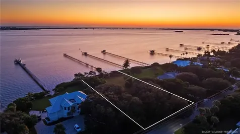 36 S Sewalls Point Road Sewalls Point FL 34996