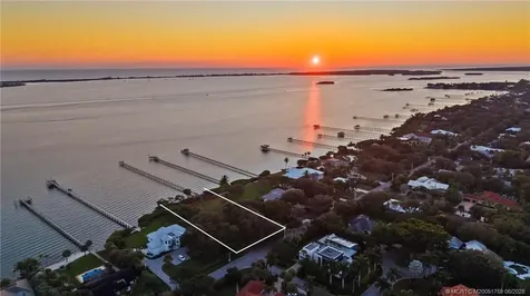 36 S Sewalls Point Road Sewalls Point FL 34996