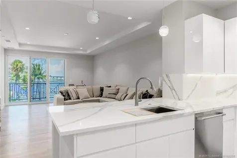 41 SW Seminole Street Stuart FL 34994