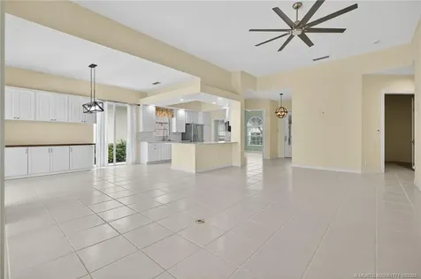 8952 SE Eldorado Way Hobe Sound FL 33455