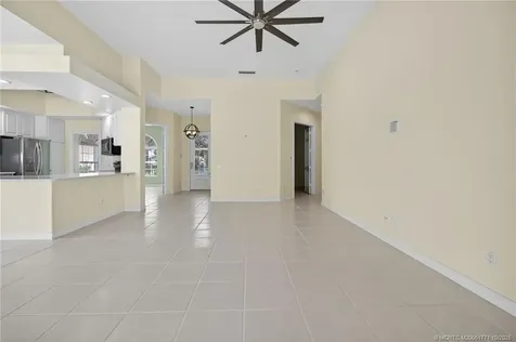 8952 SE Eldorado Way Hobe Sound FL 33455
