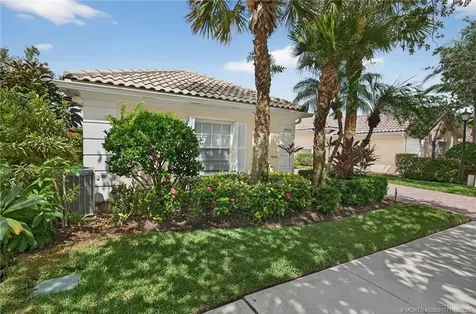 8952 SE Eldorado Way Hobe Sound FL 33455