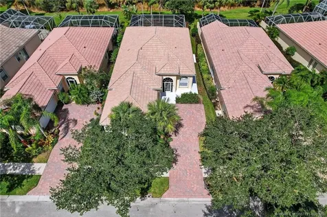 8952 SE Eldorado Way Hobe Sound FL 33455