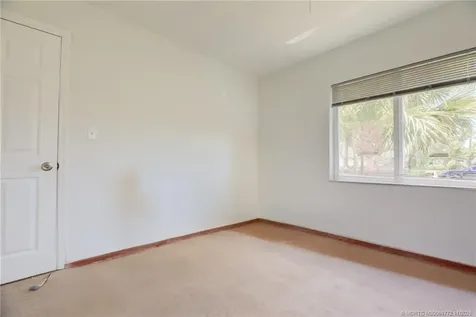 5225 NE 5th Avenue Oakland Park FL 33334