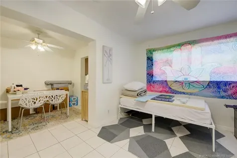 5225 NE 5th Avenue Oakland Park FL 33334