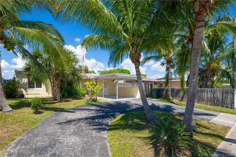 5225 NE 5th Avenue Oakland Park FL 33334