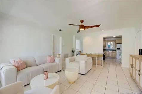 5225 NE 5th Avenue Oakland Park FL 33334