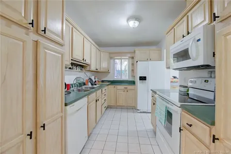 5225 NE 5th Avenue Oakland Park FL 33334