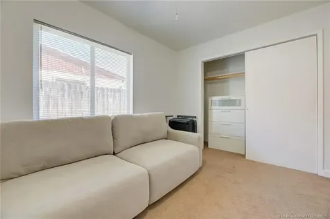 5225 NE 5th Avenue Oakland Park FL 33334