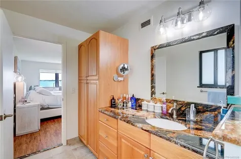 10 NE Plantation Road Stuart FL 34996